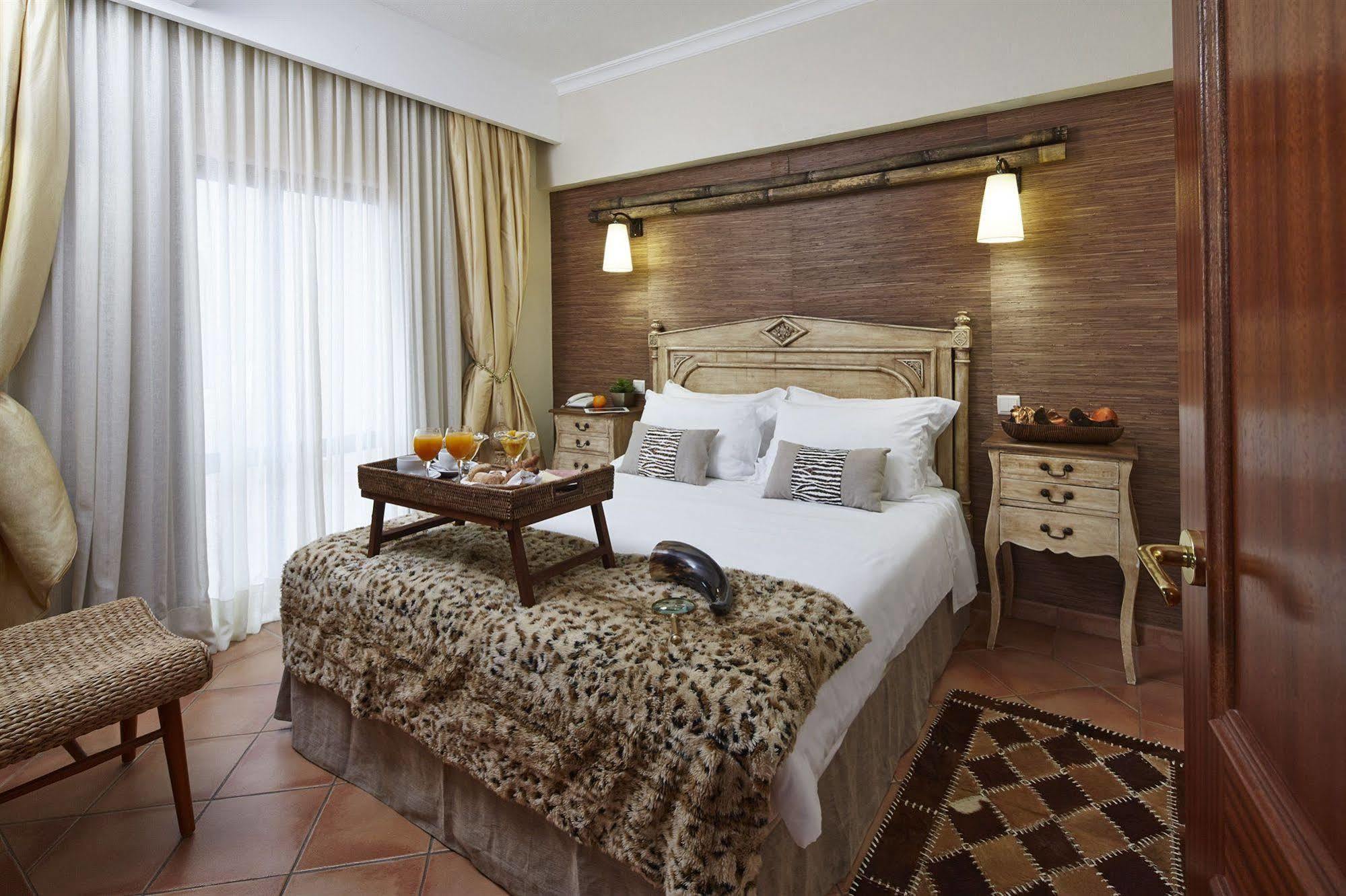 Hotel Parque Das Laranjeiras Vilamoura Bagian luar foto